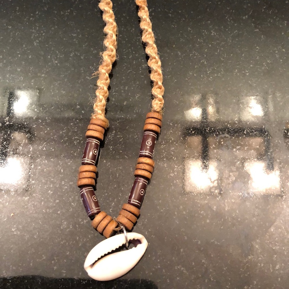 Shell necklace